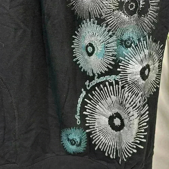 Armani Exchange Women’s T-shirt - Picture 2 of 6